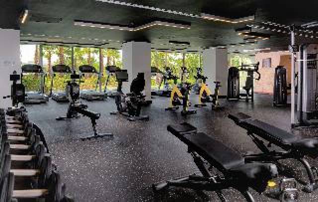 Desportos y Entretenimento