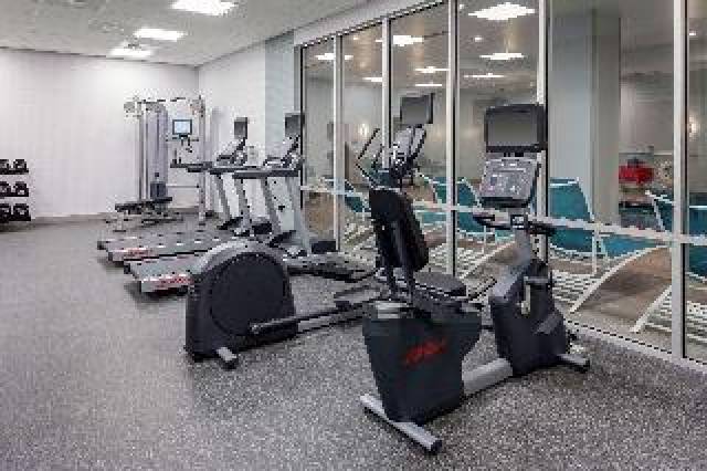 Desportos y Entretenimento