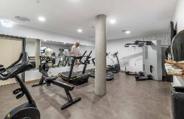 Desportos y Entretenimento