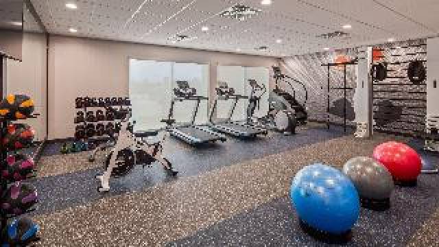 Desportos y Entretenimento