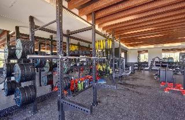 Desportos y Entretenimento