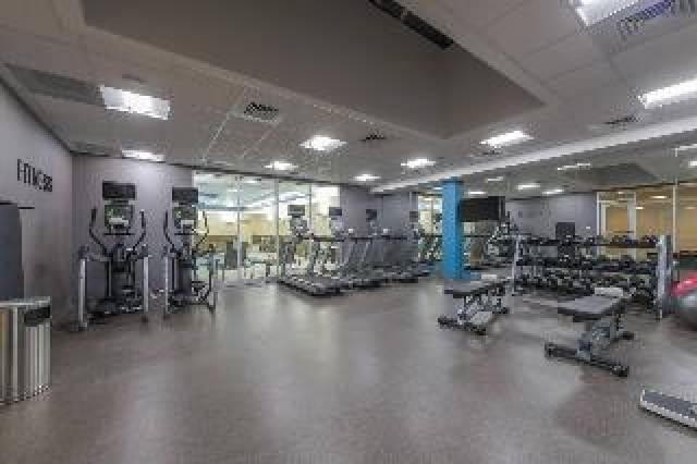 Desportos y Entretenimento