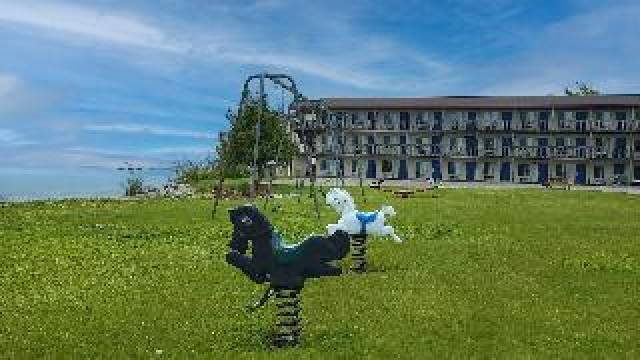 Desportos y Entretenimento