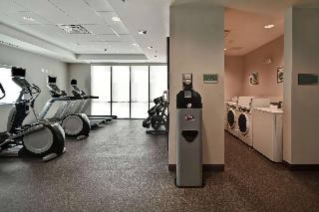 Desportos y Entretenimento