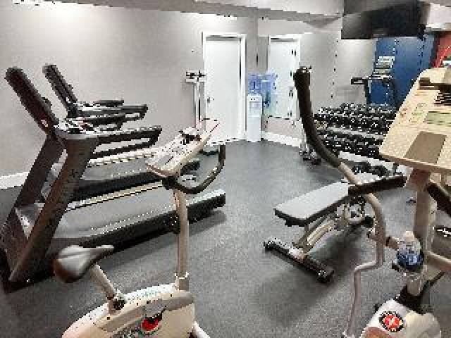 Desportos y Entretenimento