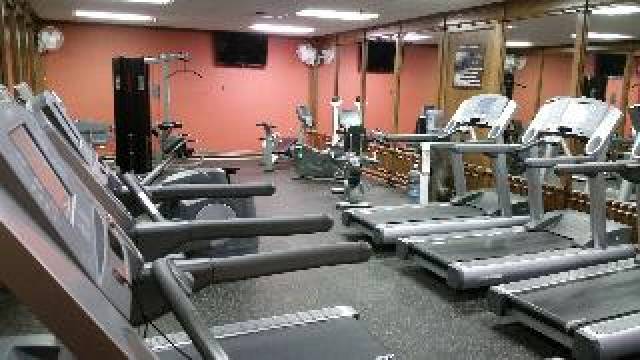Desportos y Entretenimento