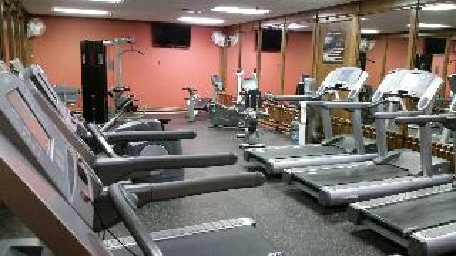 Desportos y Entretenimento