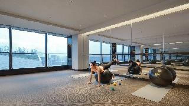Desportos y Entretenimento