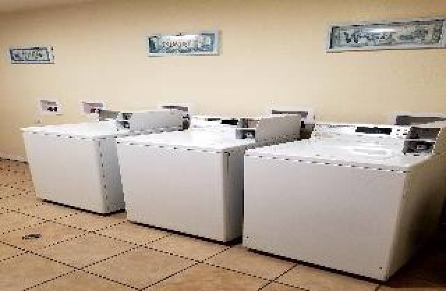 Desportos y Entretenimento