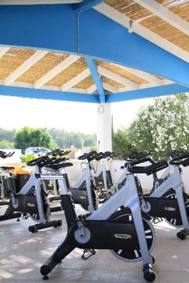 Desportos y Entretenimento