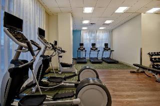Desportos y Entretenimento