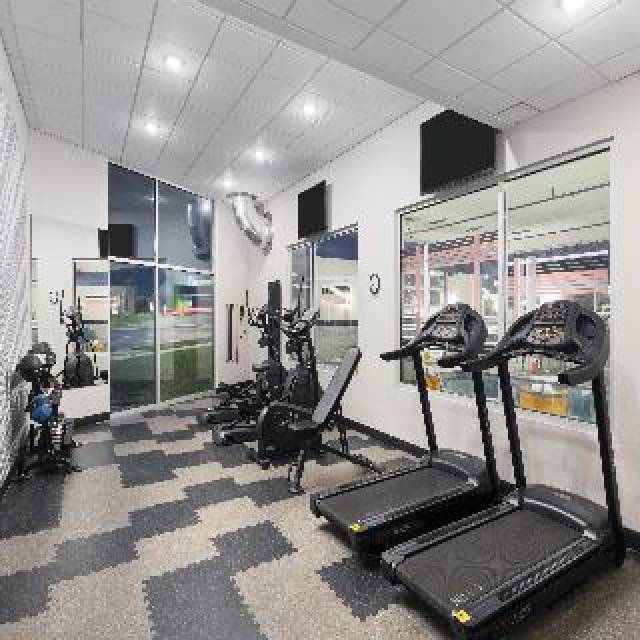 Desportos y Entretenimento