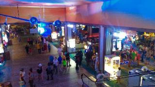 Desportos y Entretenimento