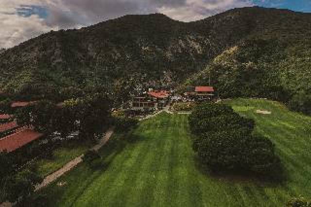 Desportos y Entretenimento