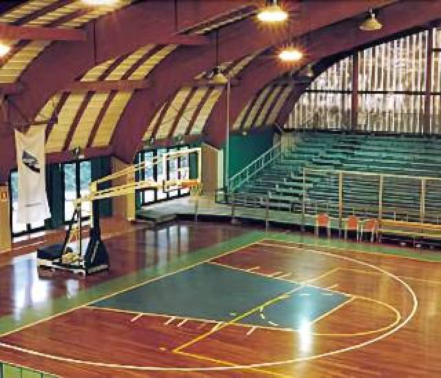 Desportos y Entretenimento