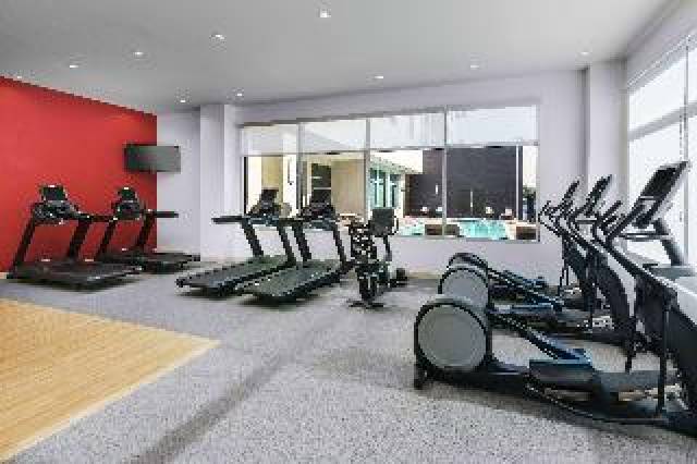 Desportos y Entretenimento