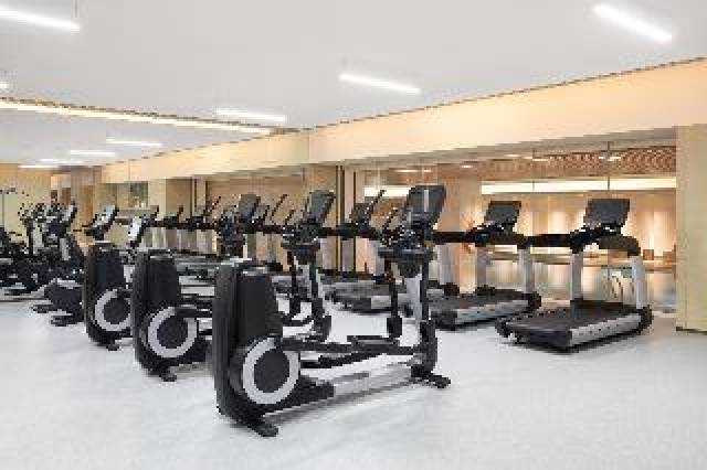 Desportos y Entretenimento