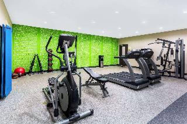 Desportos y Entretenimento