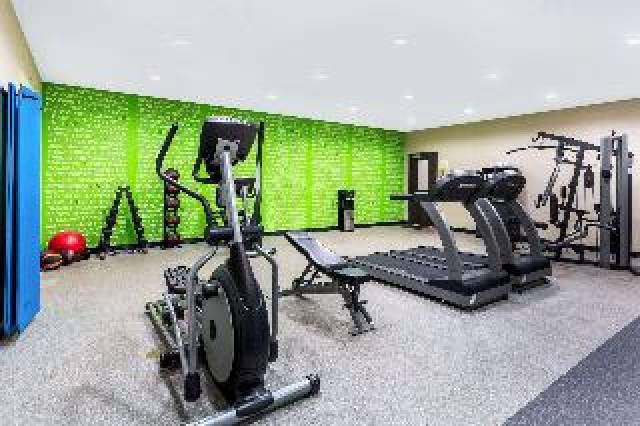 Desportos y Entretenimento