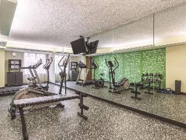 Desportos y Entretenimento