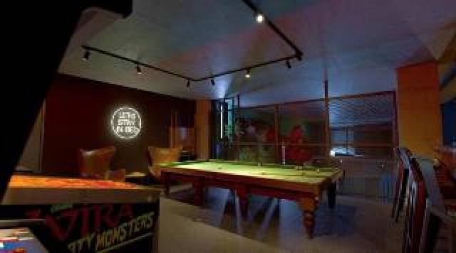Desportos y Entretenimento