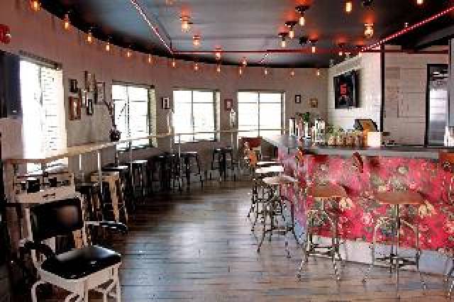 Bar