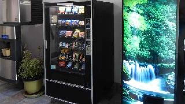 Desportos y Entretenimento