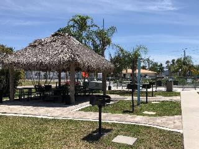 Desportos y Entretenimento