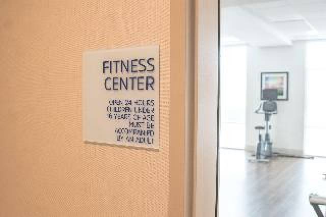 Desportos y Entretenimento