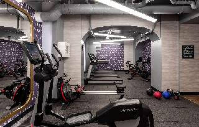 Desportos y Entretenimento