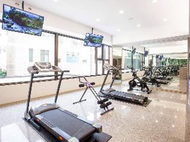 Desportos y Entretenimento