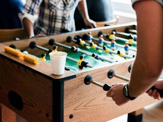 Desportos y Entretenimento