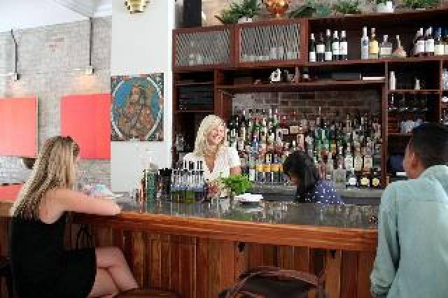 Bar