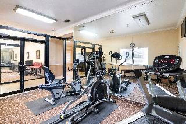 Desportos y Entretenimento