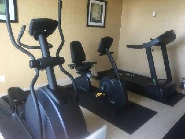 Desportos y Entretenimento