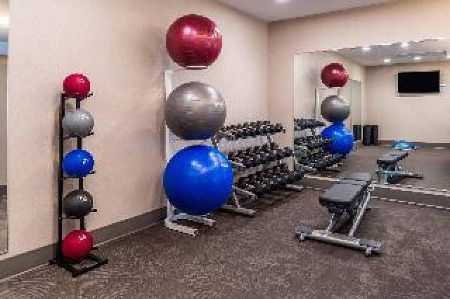 Desportos y Entretenimento