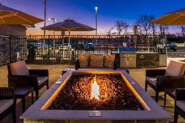 Desportos y Entretenimento