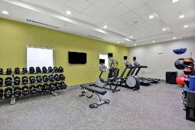 Desportos y Entretenimento