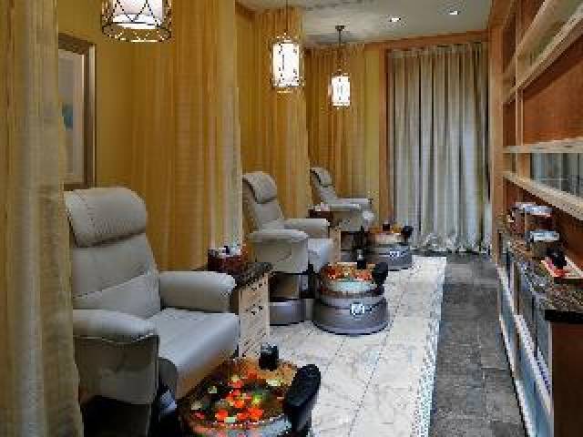 Desportos y Entretenimento