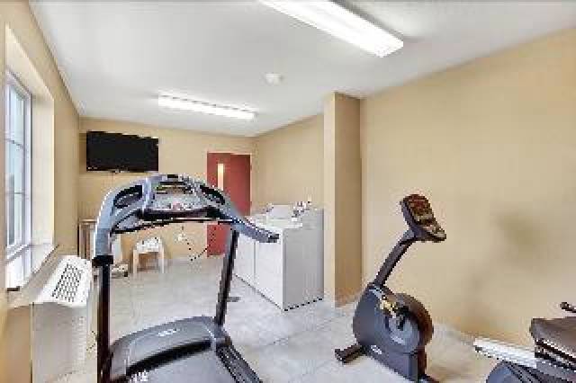 Desportos y Entretenimento