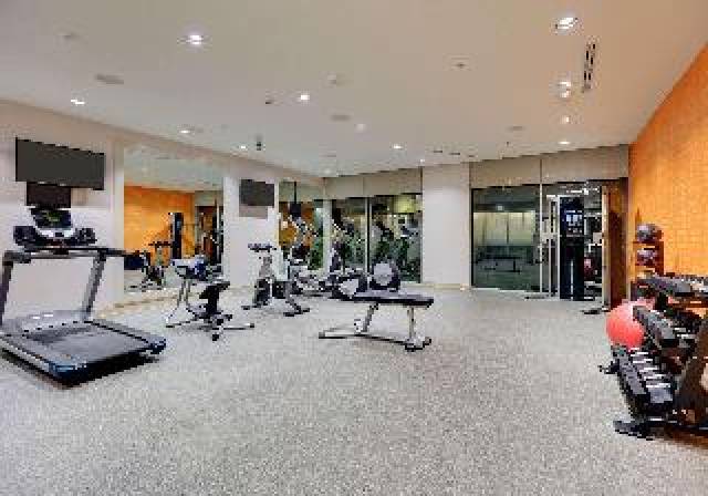 Desportos y Entretenimento