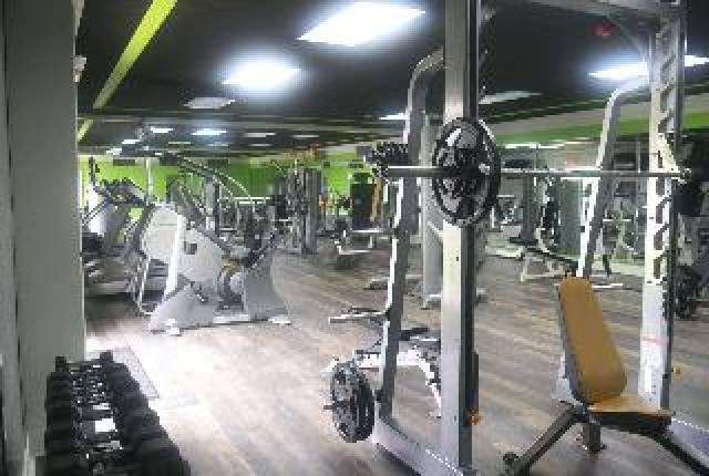 Desportos y Entretenimento