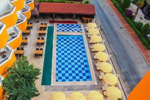 Piscina