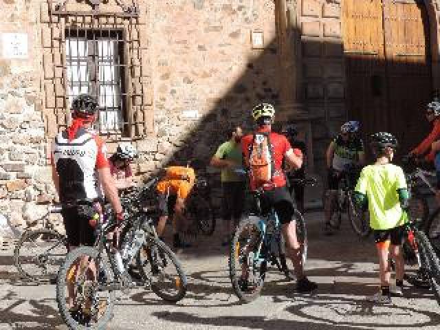 Desportos y Entretenimento