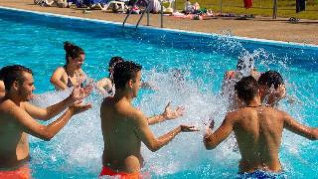 Desportos y Entretenimento