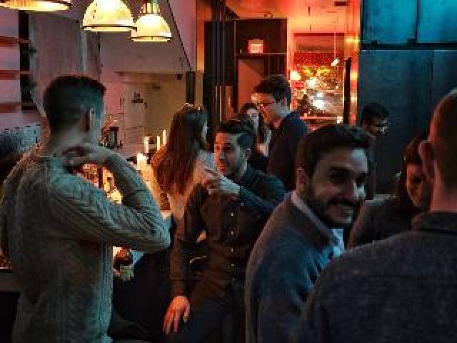 Bar