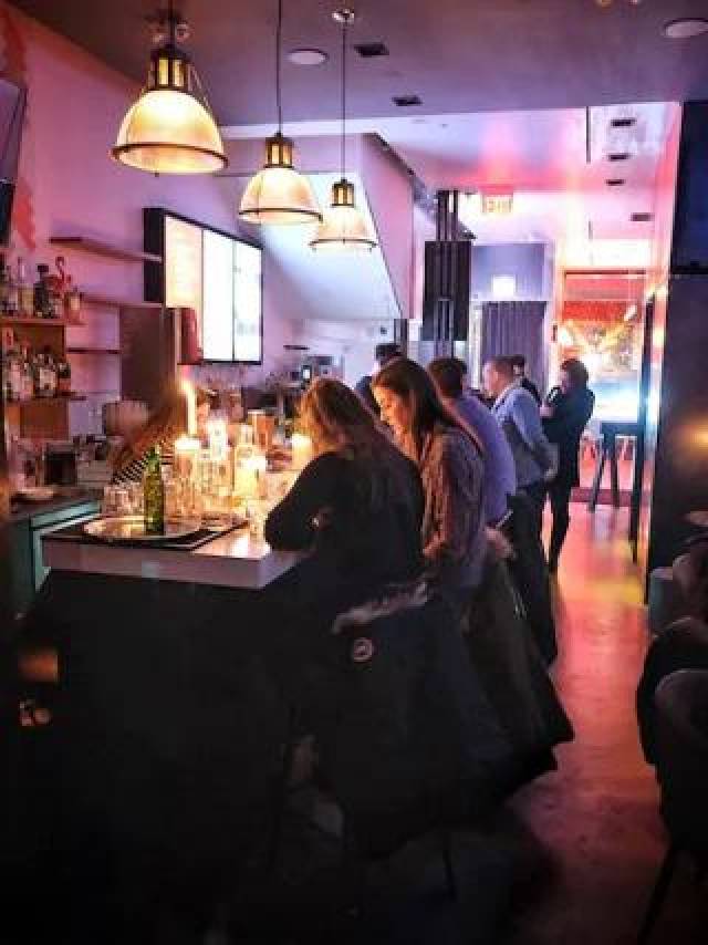 Bar