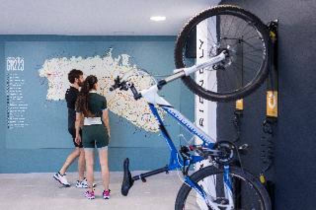 Desportos y Entretenimento