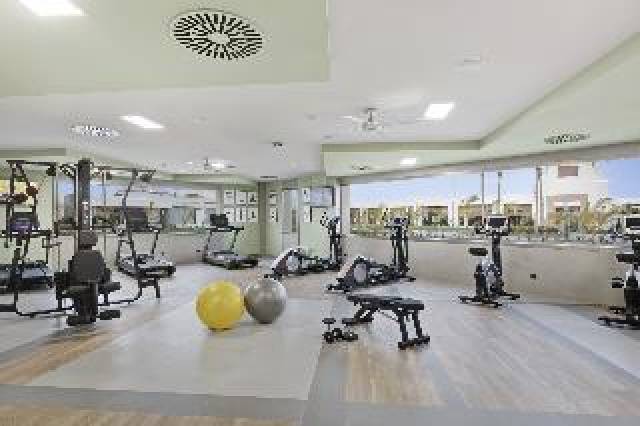 Desportos y Entretenimento