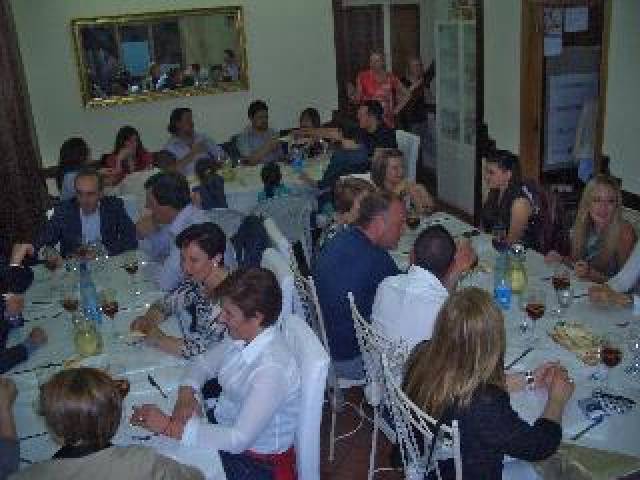 Desportos y Entretenimento